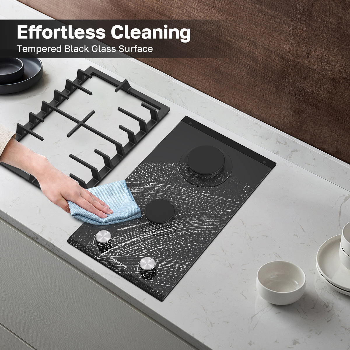 Effortless Cleaning
Tempered Black Glass Surface